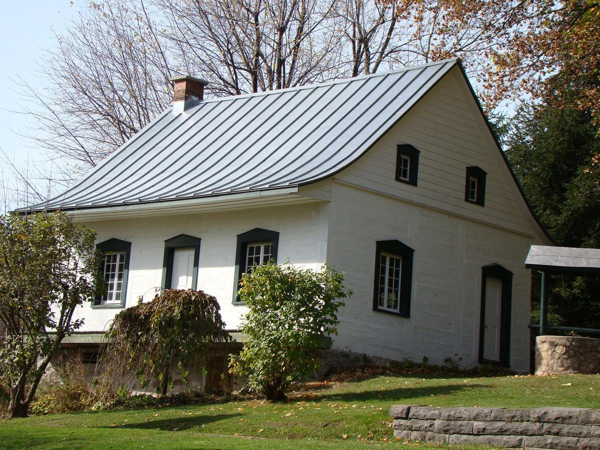 Auberge De L'Abbaye D'Oka Buitenkant foto